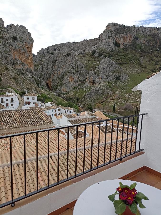 Hostal El Hechizo Del Bailón Zuheros Exterior foto
